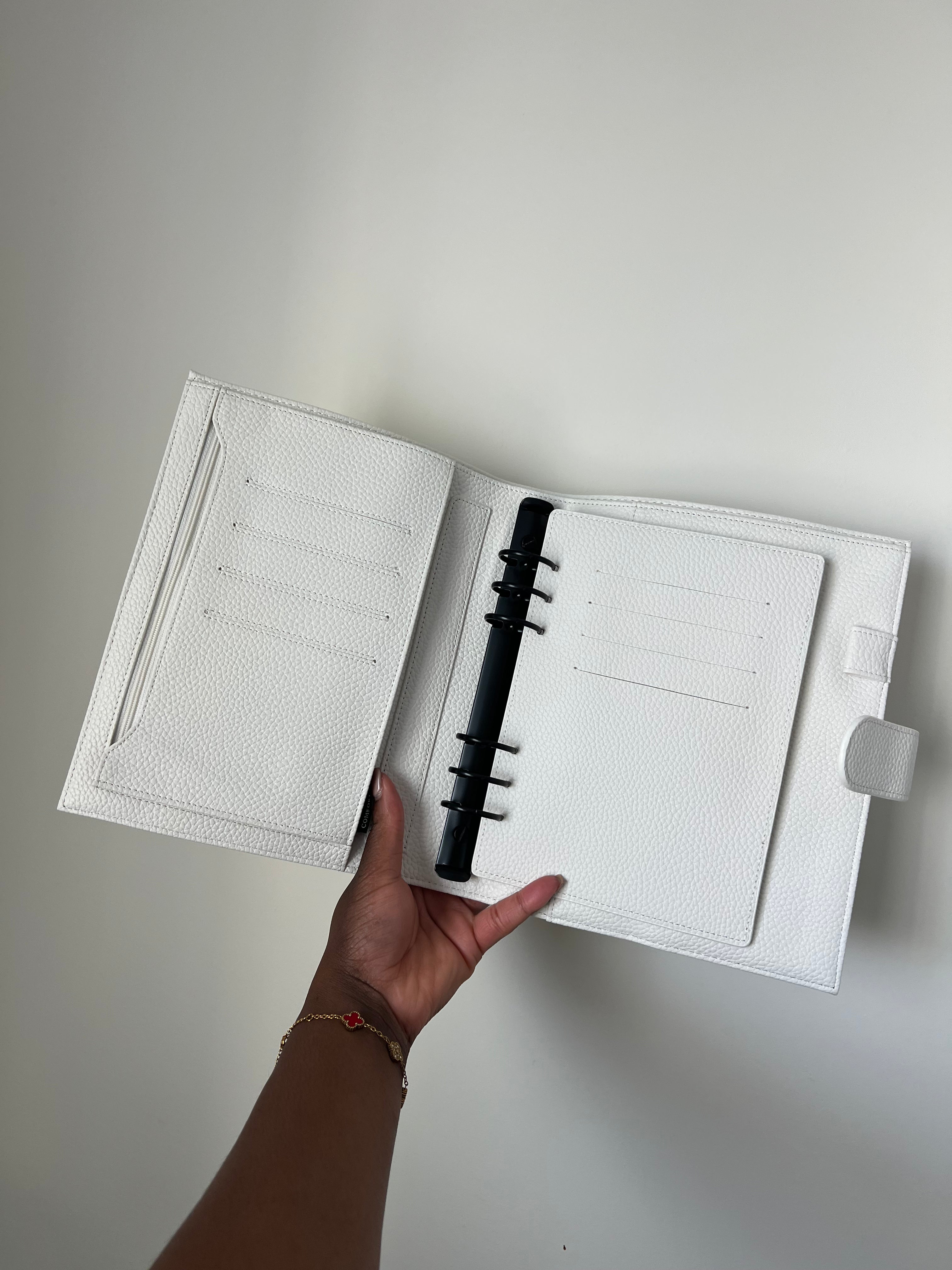 A5 Budget Binders | 30mm Black Rings