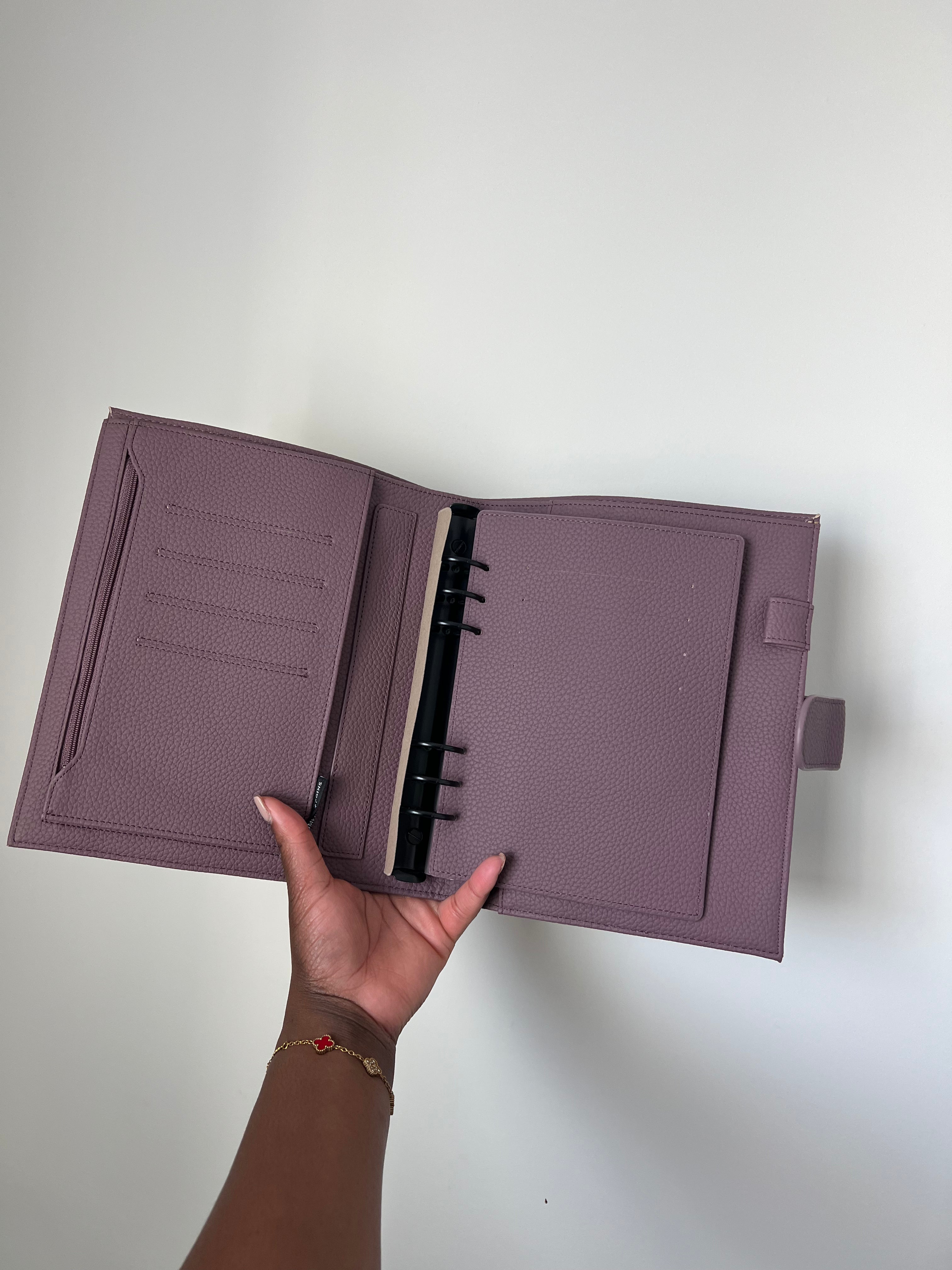 A5 Budget Binders | 30mm Black Rings