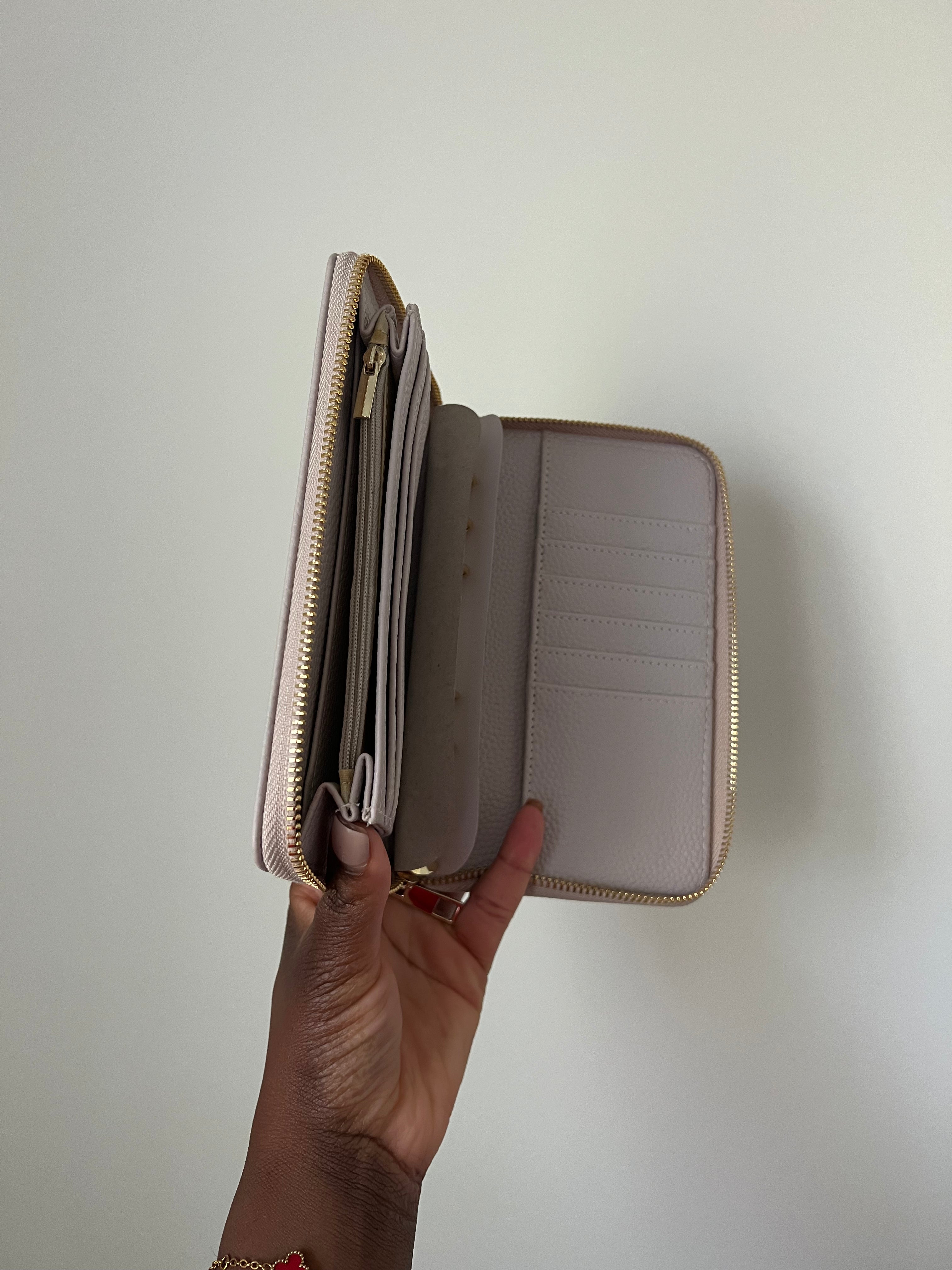 A6 Compact Zippy Wallet